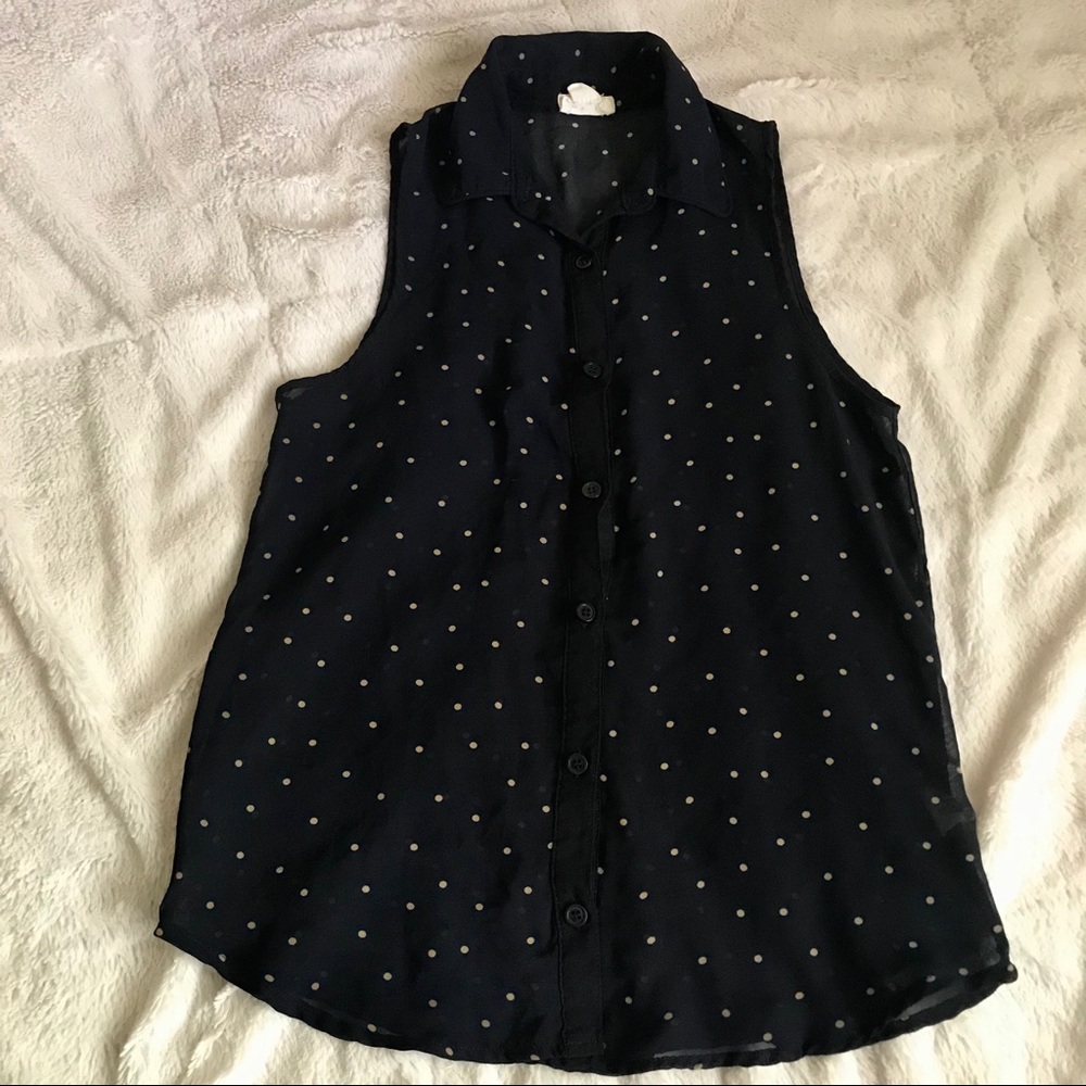 ONE CLOTHING Sleeveless Polka Dot Button Up Top